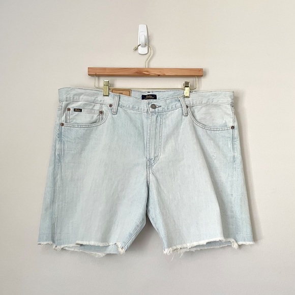 Polo Ralph Lauren Other - Polo Ralph Lauren The Sullivan Slim Light Rinse Denim Shorts